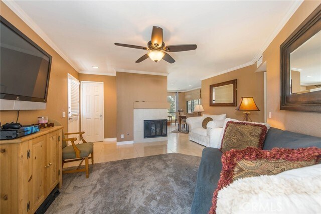 Building Photo - 34 Coventry Ln