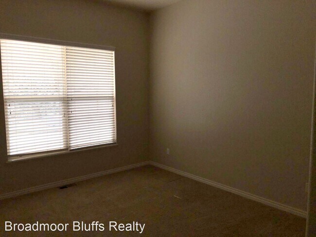 Building Photo - 5 br, 3.5 bath House - 9667 Carriage Creek...