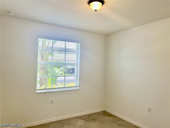 Building Photo - 5651 Double Eagle Cir