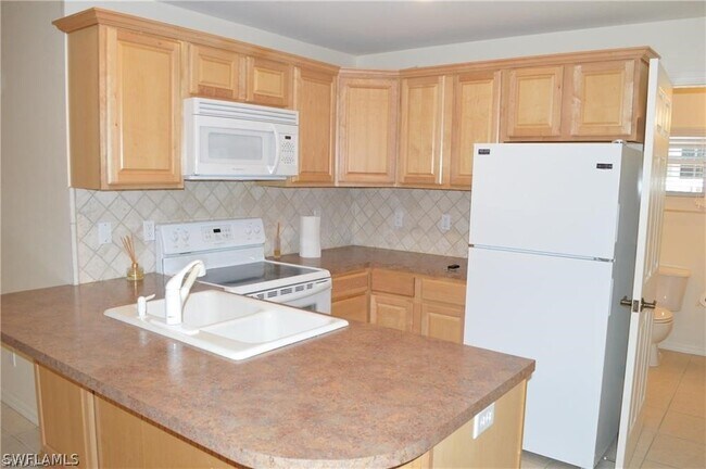 Building Photo - 8326 Matanzas Rd