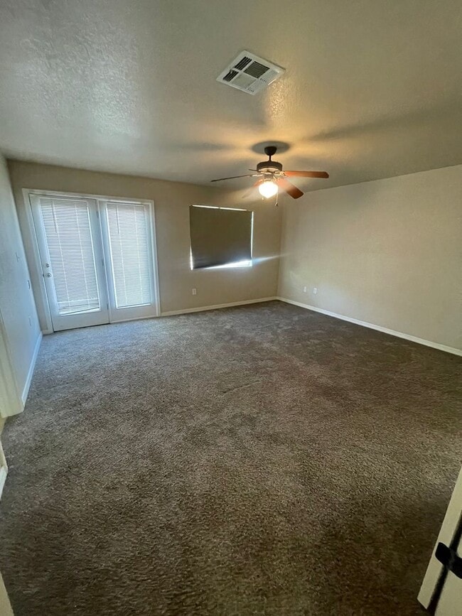 Building Photo - Lovely Spacious 4 Bedroom Home w/office space in Rinconada Area