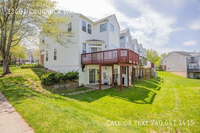Building Photo - 13601 Crusader Way