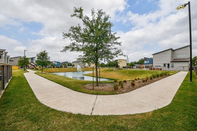 Building Photo - 5726 Rucio Ln