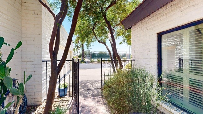 Building Photo - 7346 E Krall St