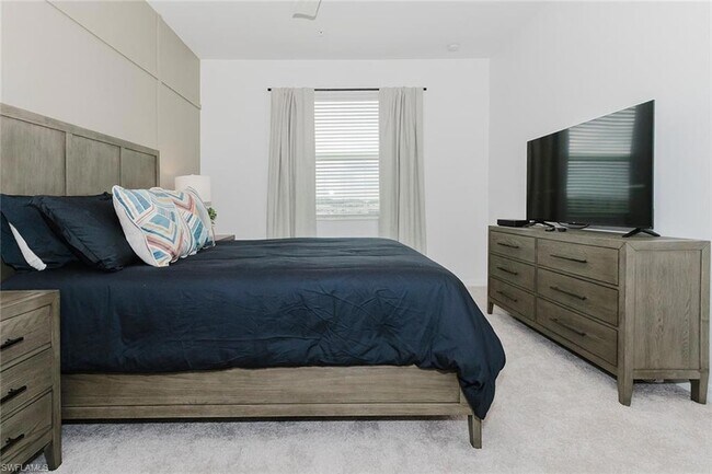 Building Photo - 5555 Double Eagle Cir