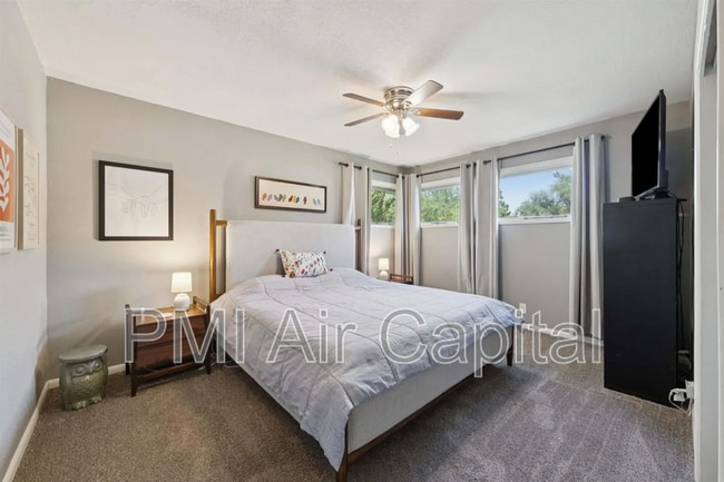 Building Photo - 1917 N Edgemoor St