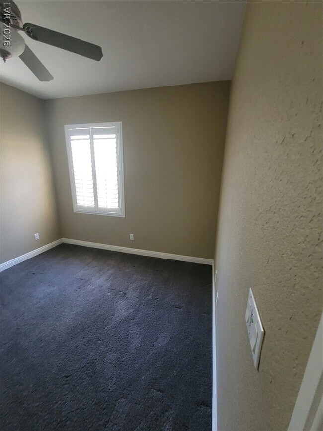 Building Photo - 9622 Staff Ln
