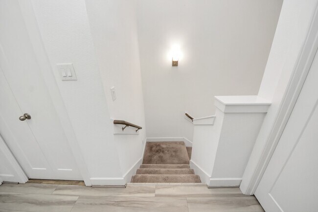 Building Photo - 18716 Centro Main St