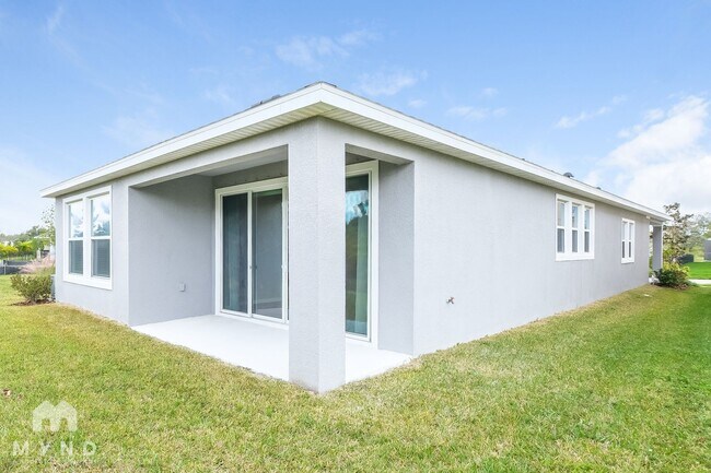Building Photo - 5530 Silver Sun Dr