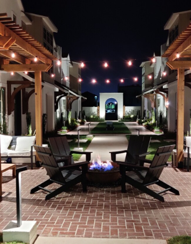 Building Photo - COMING SOON in SUGAR MILL POND!