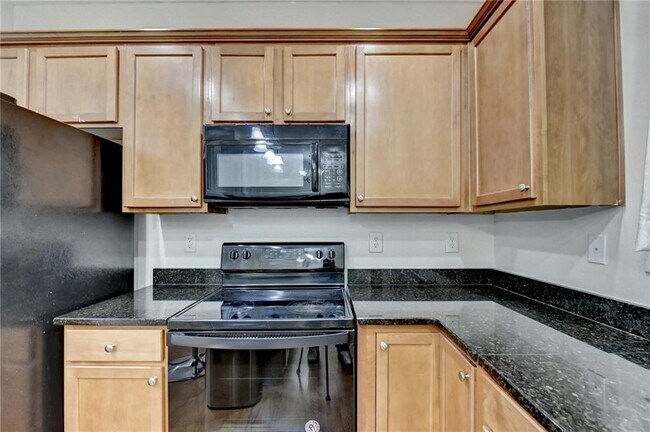 Building Photo - 2602 Pierce Brennen Ct NE