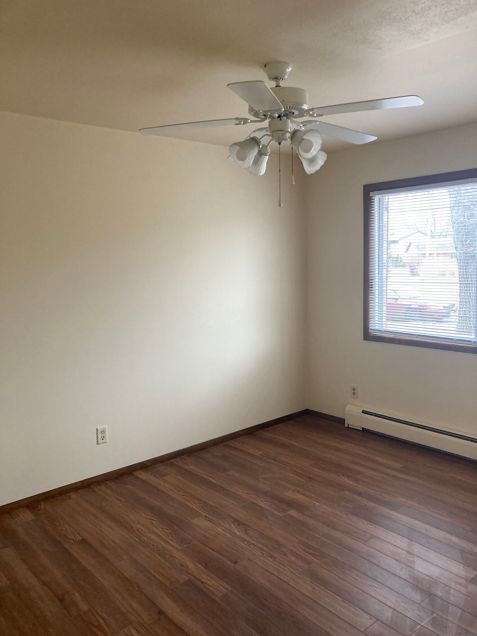 Building Photo - 3737 E Karstens Dr