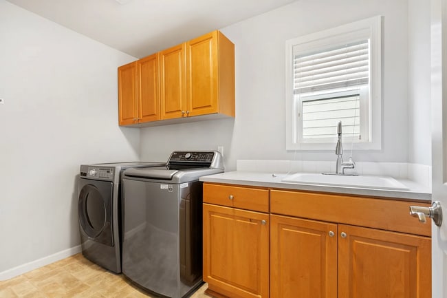 Building Photo - 3522 148th St SE