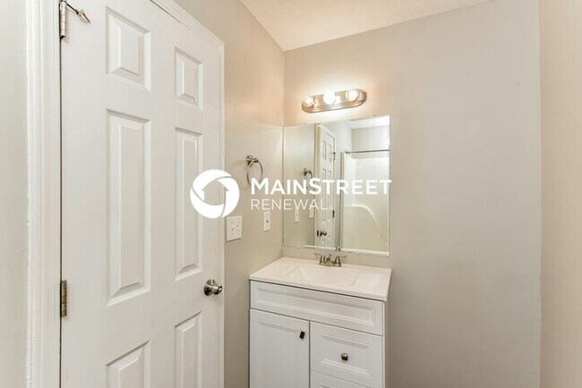 Building Photo - 2 Bedroom Pet-Friendly Home in Lithonia, G...