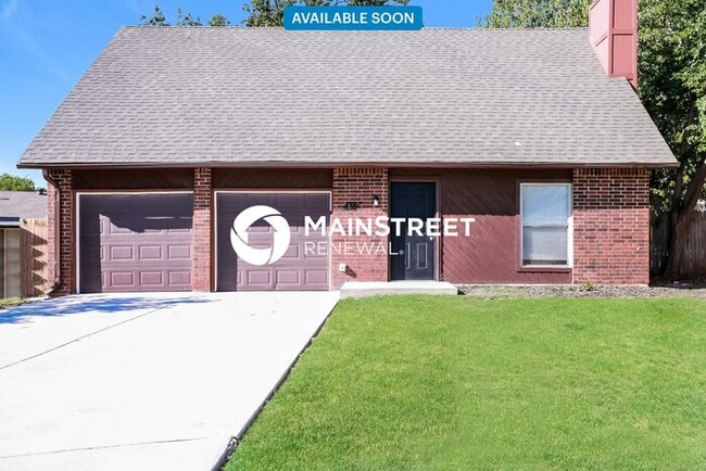 Primary Photo - 445 Larkspur Ct