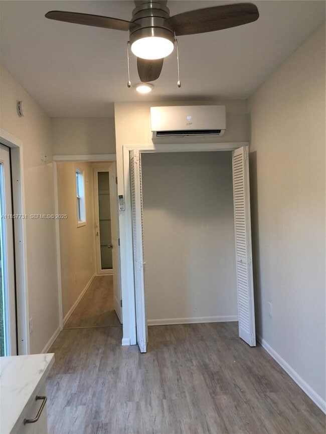 Building Photo - 58xx SW 122nd Ave