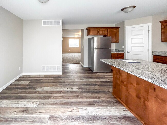 Building Photo - 190 Margette Way