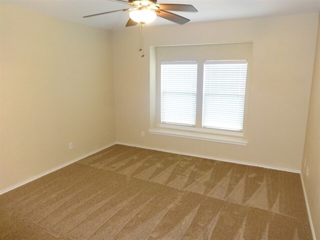 Building Photo - 12724 Ocean Spray Dr