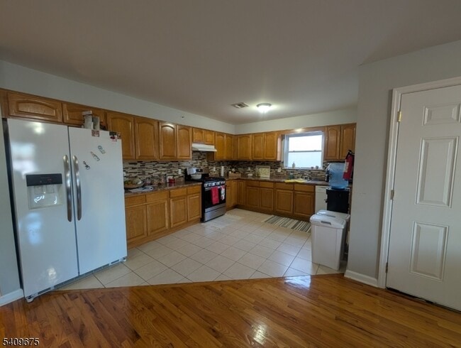 Building Photo - 14 Hunter St