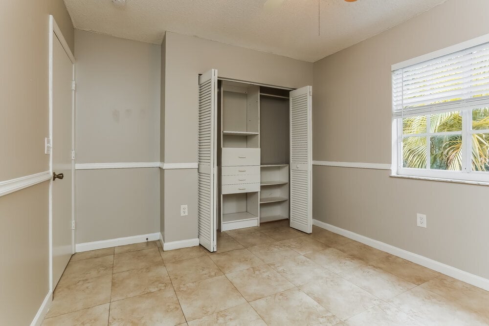 Building Photo - 40 NW 110th Ave