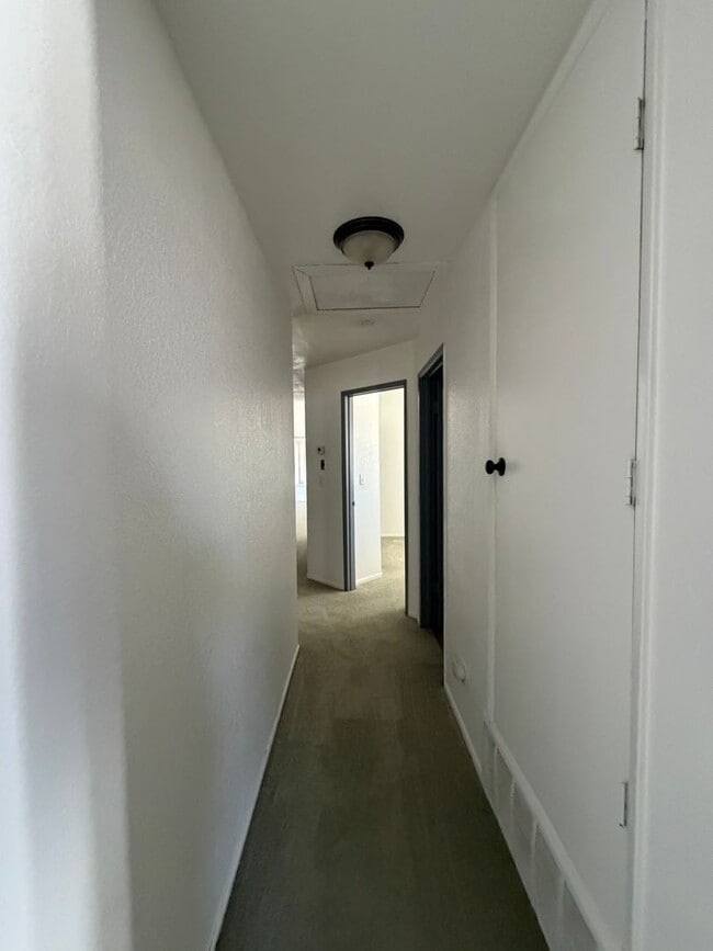 Building Photo - 35827 Tumbleweed Cir