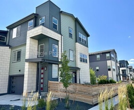 Building Photo - 1580 W 68th Ave