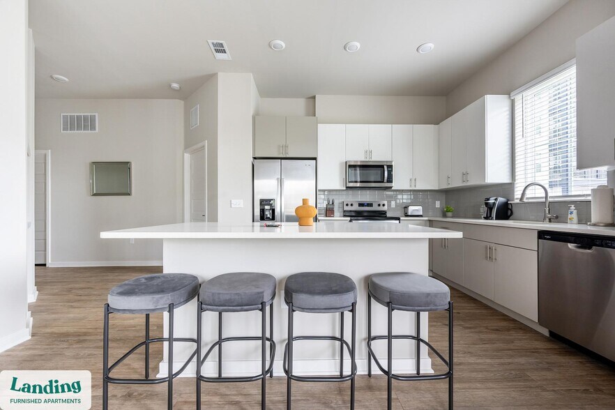 Building Photo - 4902 Cosmos Cir