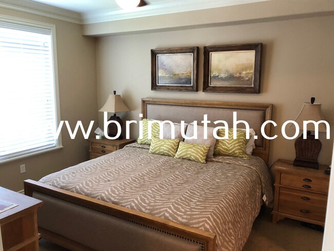 Building Photo - 3944 S 900 E