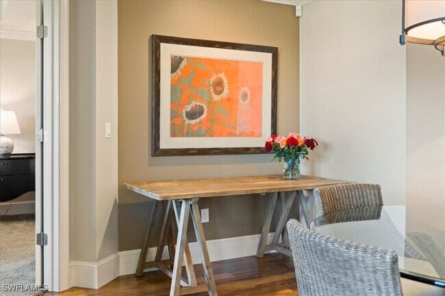 Building Photo - 9115 Strada Pl