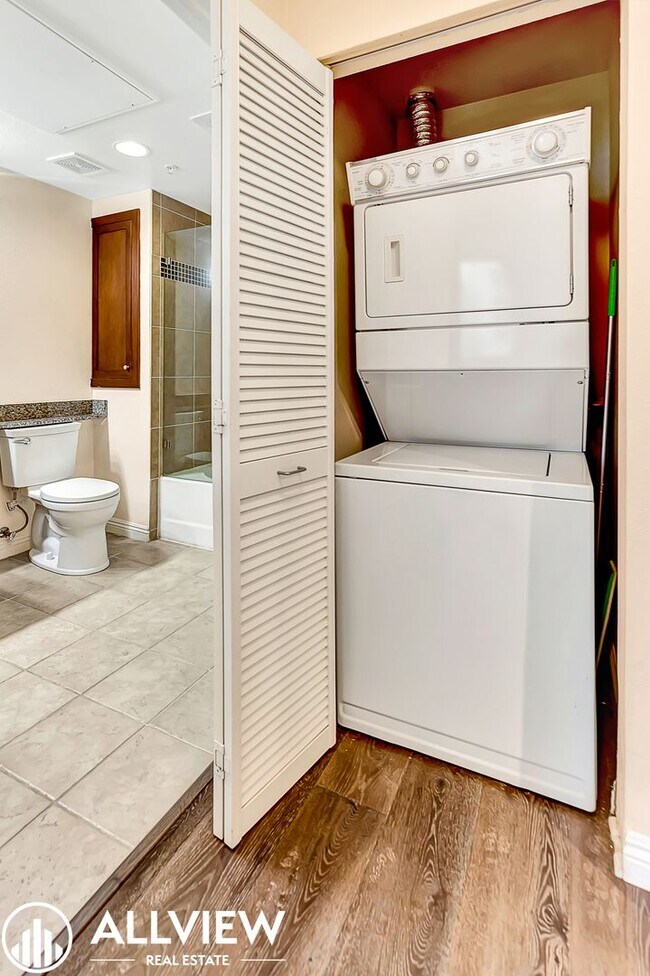 Building Photo - *MOVE-IN SPECIAL | $500 OFF FIRST MONTH'S ...