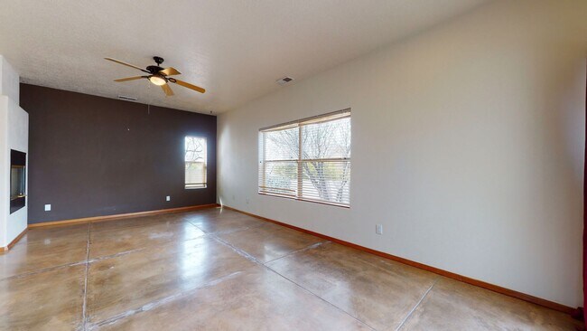 Building Photo - 6411 Consuelo Point St NE