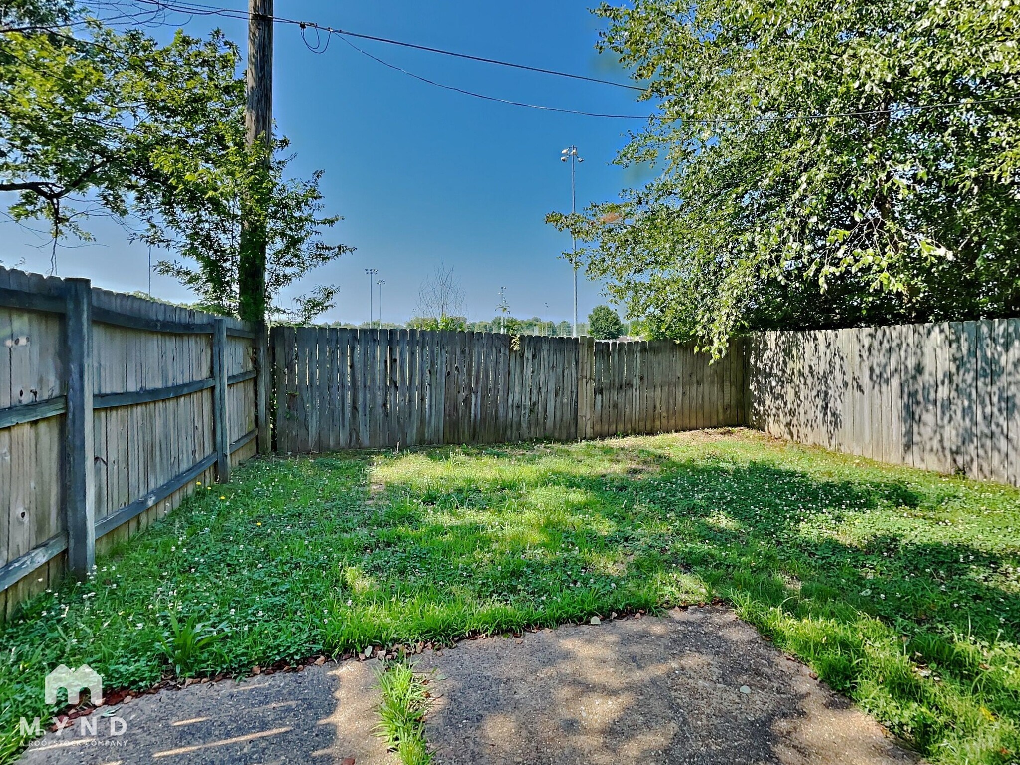 Building Photo - 7833 Shadowland Cove