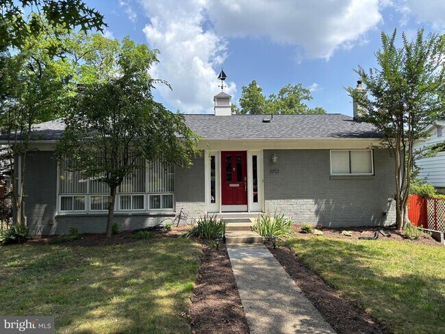 Building Photo - 3913 Parsons Rd