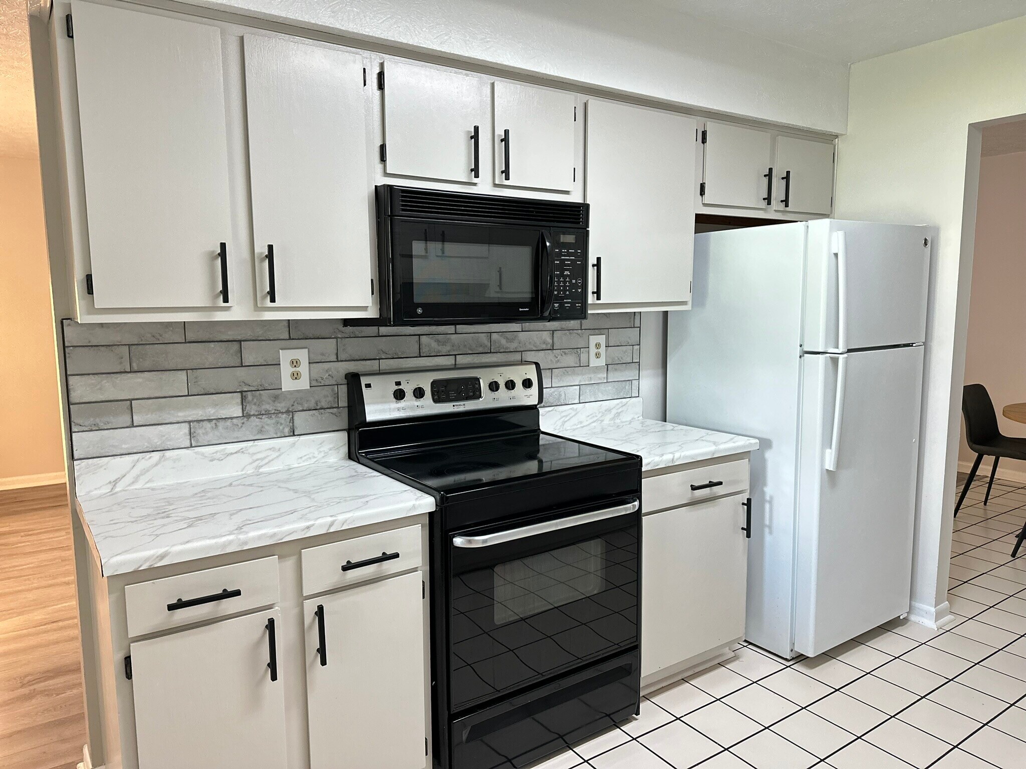 Building Photo - 1294 Old Newport Hwy