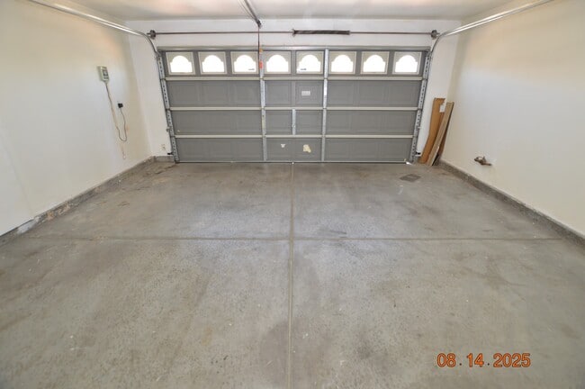 Building Photo - 5509 Donaldson Ct