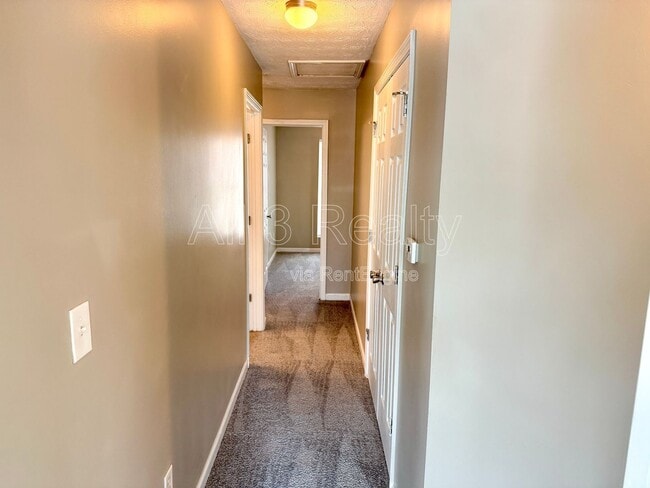 Building Photo - 1691 Redan W