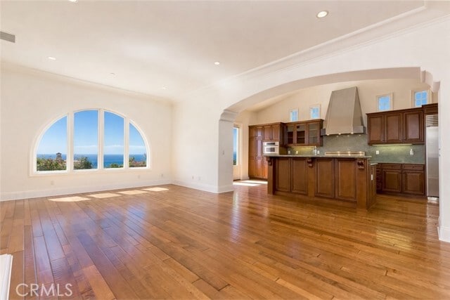 Building Photo - 30 Surfspray Bluff