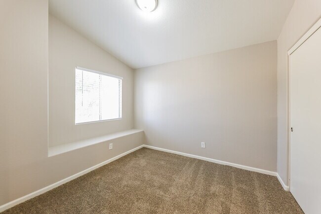 Building Photo - 4907 W Marco Polo Rd