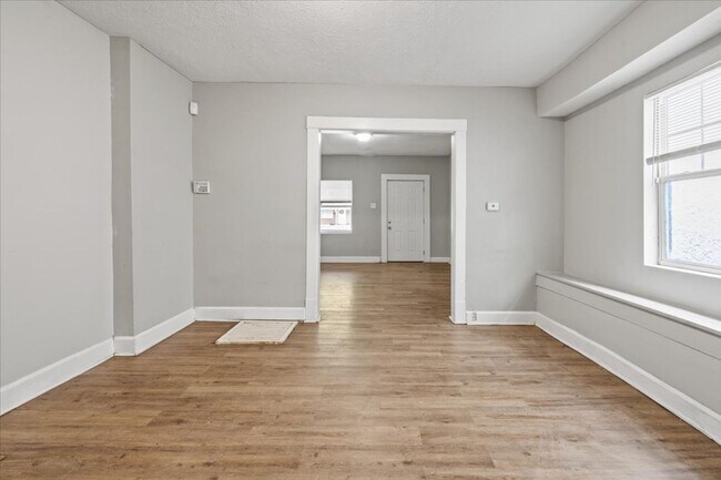 Building Photo - 1119-1119 N Dearborn St