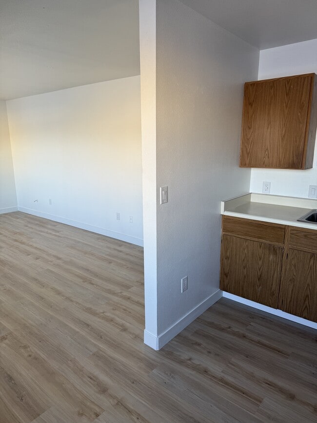 Building Photo - 3712 Swenson Ave