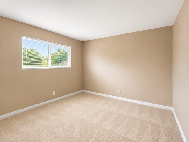 Building Photo - 4648 Balboa Way