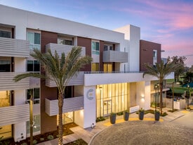 Building Photo - Lux Costa Mesa