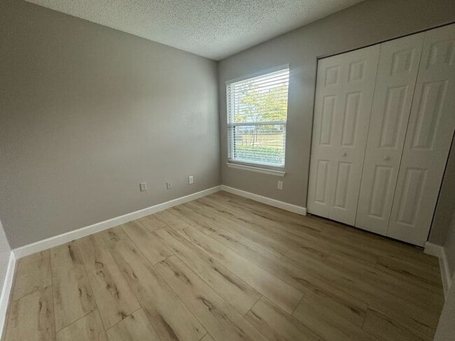 Building Photo - ** Move in Special HALF off your first months rent** New Remodeled 2 bed 1 bath condo in Casselbe...