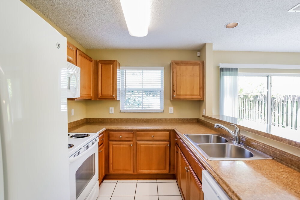 Building Photo - 3275 W Buena Vista Dr