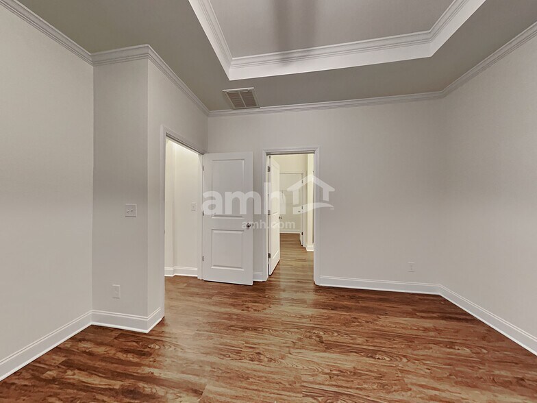 Building Photo - 141 Hazel Pk Dr