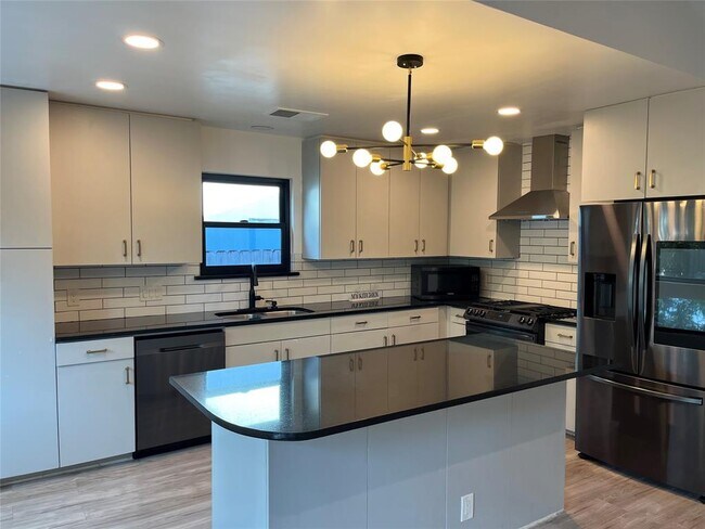 Building Photo - 11216 Amethyst Trail