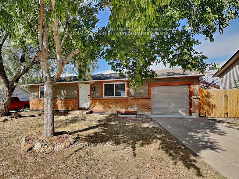 Primary Photo - 387 Helena Cir