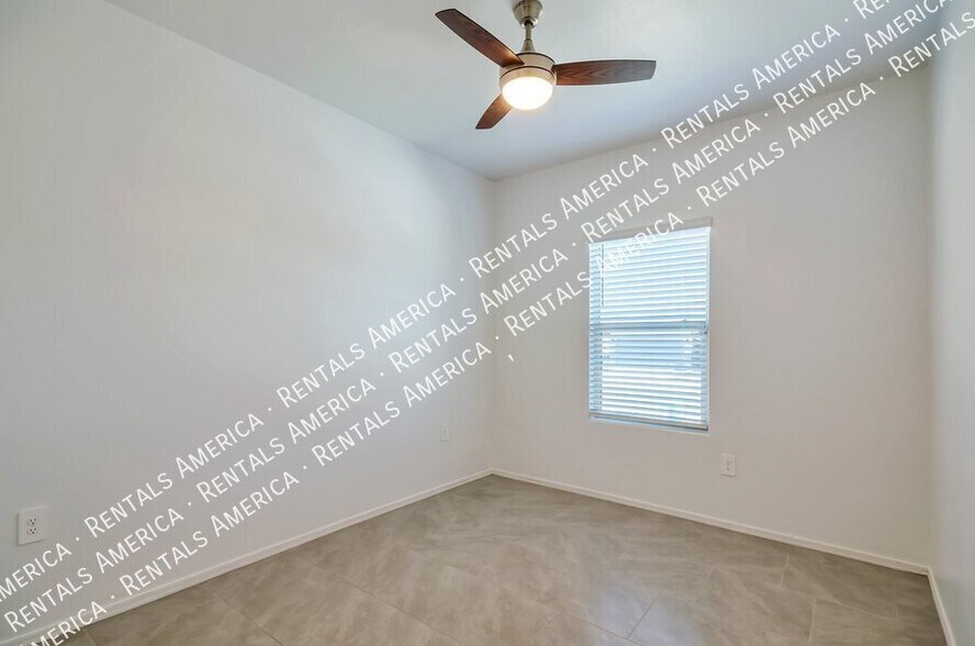 Building Photo - 3559 N Kellen Canyon Ct