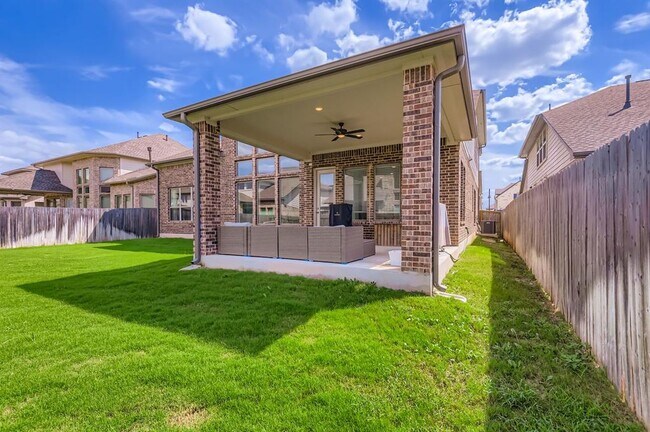 Building Photo - 134 Arcadian Ln