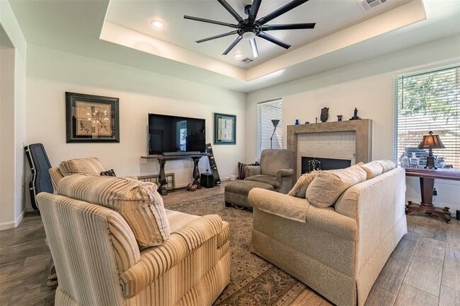 Building Photo - 2429 Rumble Ct